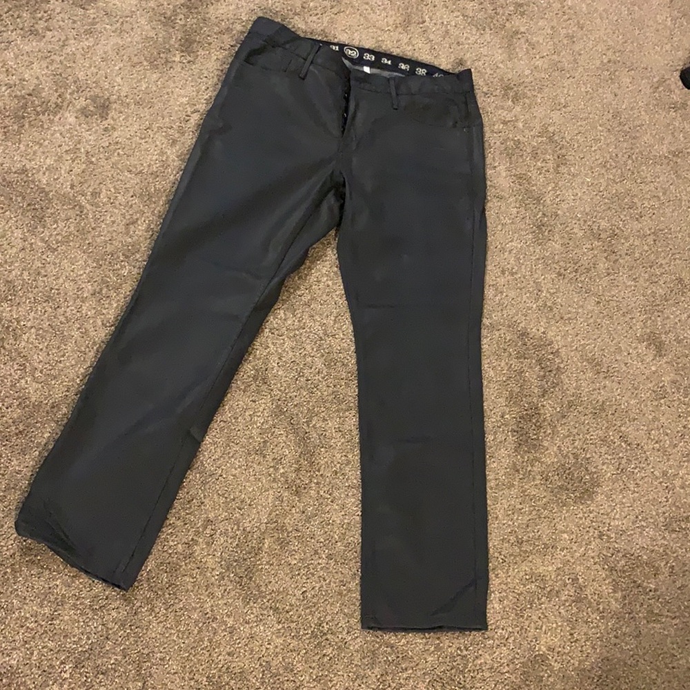 Men’s Earnest Sewns. 32/33